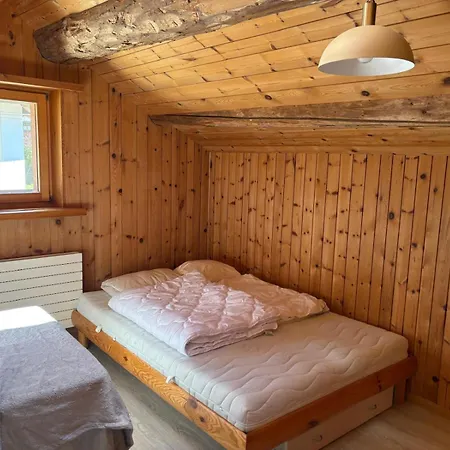 Cozy Alpine Wiesen Lägenhet Davos
